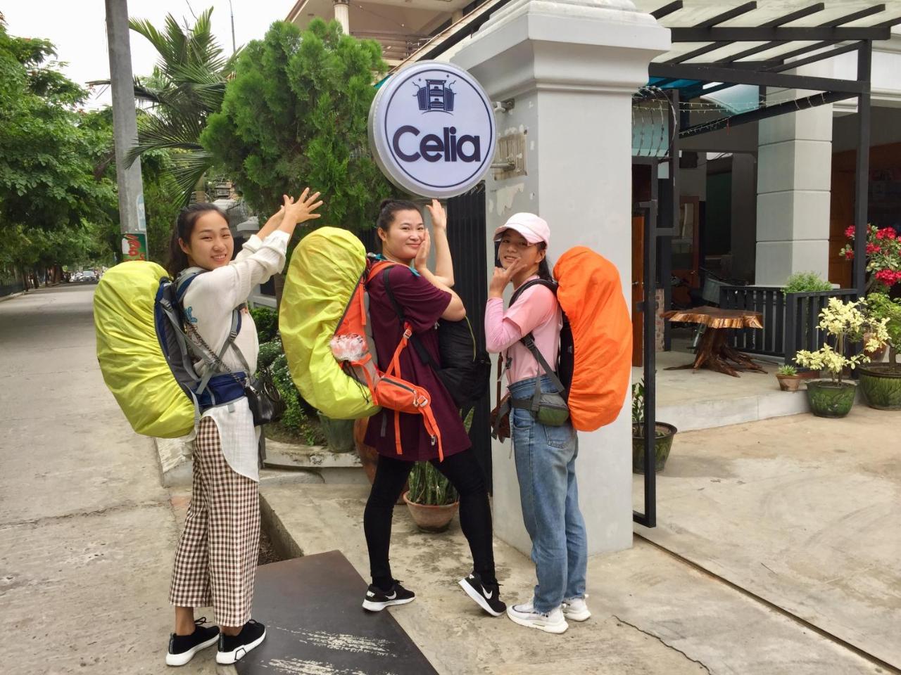 Celia Hostel Mandalay Buitenkant foto