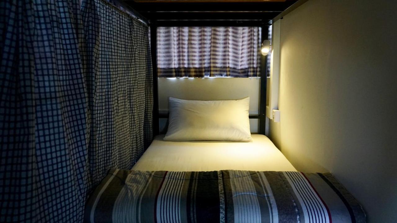 Celia Hostel Mandalay Buitenkant foto